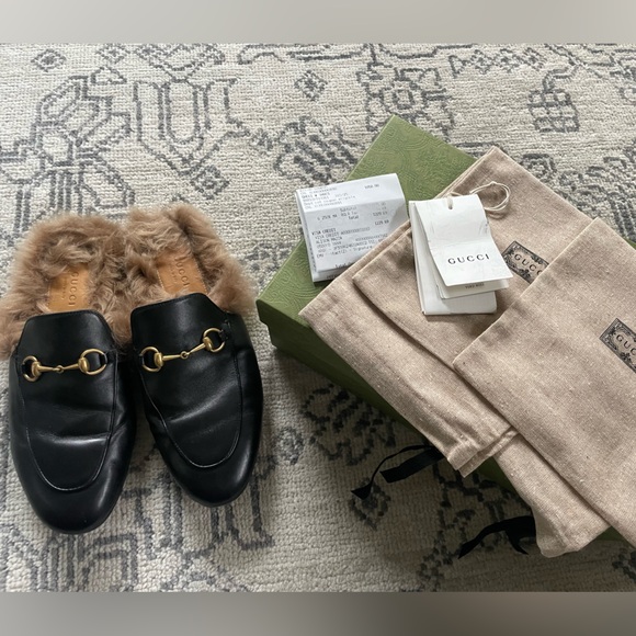 Great condition Women's Princetown Apron Toe Mules! - Picture 9 of 9